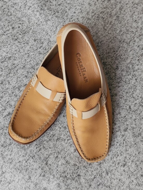 Cole Haan Shoes - Women's Leather Loafers (Sz: 5; By Cole Haan)